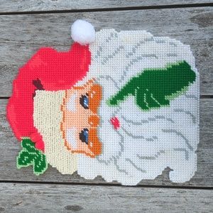 Vintage Santa Face Knit Yarn Mesh